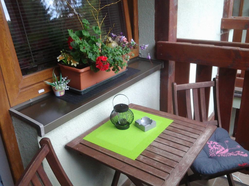 Fatrapark 1 U Sovicky Studio, Kuchynka, Kupelna,S Balkonom Gratis Parkovanie V Podzemnej Garazi Ruzomberok Exterior photo