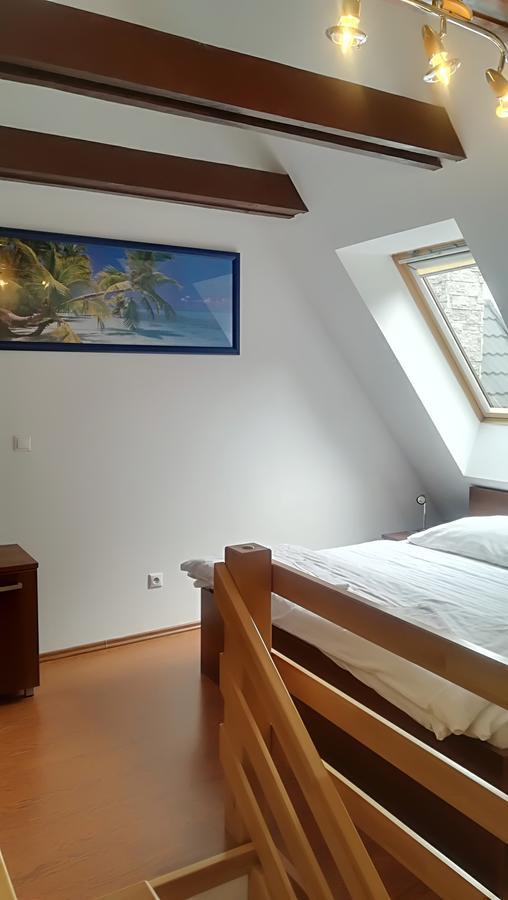 Fatrapark 1 U Sovicky Studio, Kuchynka, Kupelna,S Balkonom Gratis Parkovanie V Podzemnej Garazi Ruzomberok Exterior photo